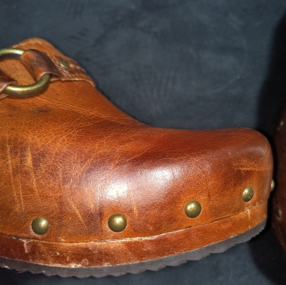 Frye Brown Leather Clogs with Brass Buckle - Picture 14 of 15